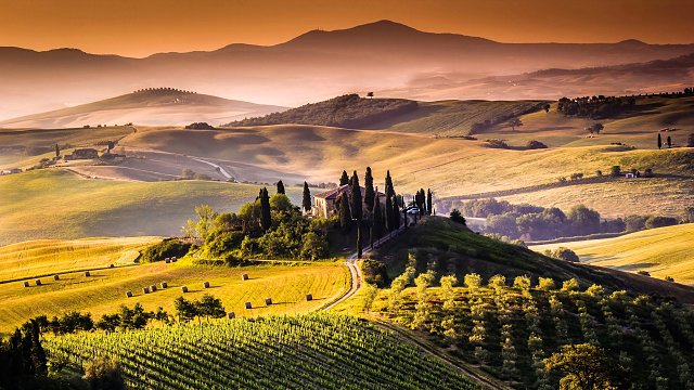 /images/r/tuscan-countryside-2-1/c640x360g1-0-2499-1406/tuscan-countryside-2-1.jpg